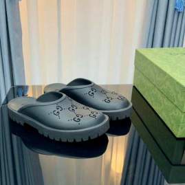 Picture of Gucci Shoes _SKUGGslip-onsandalsz35-4501016299